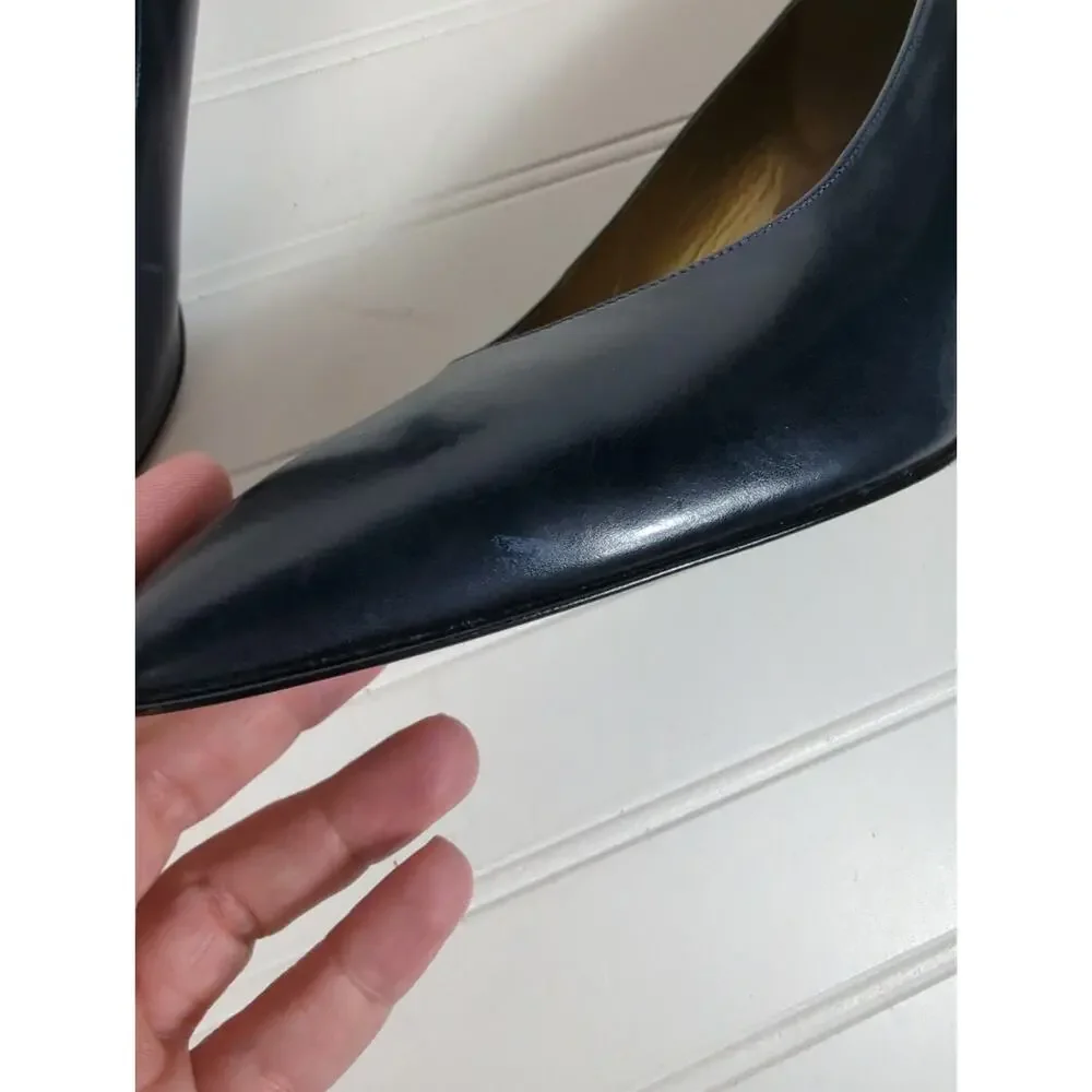 Stuart Weitzman Vintage Classic Pump Navy 8